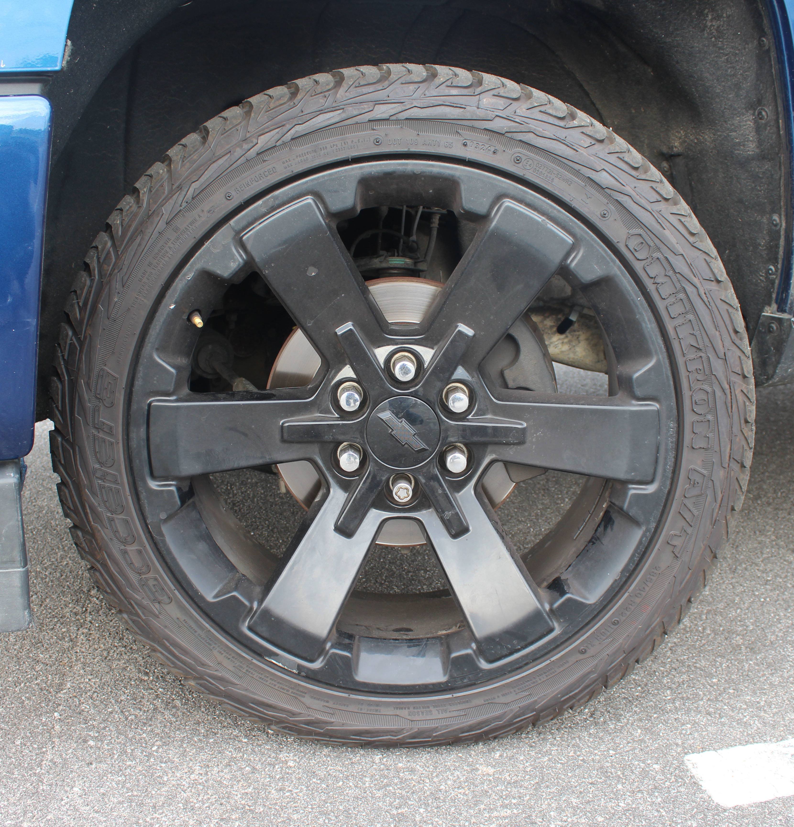 Used 2017 Chevrolet Silverado 1500 High Country w/ High Desert Package image 16