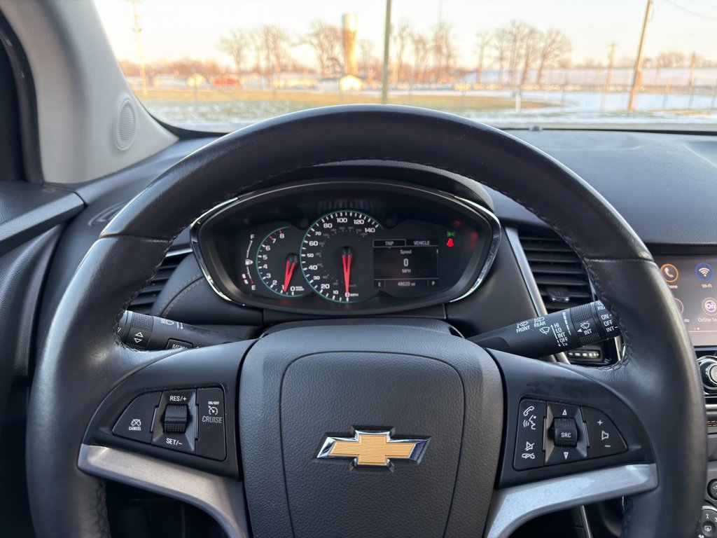 Used 2021 Chevrolet Trax LT w/ LT Convenience Package image 42