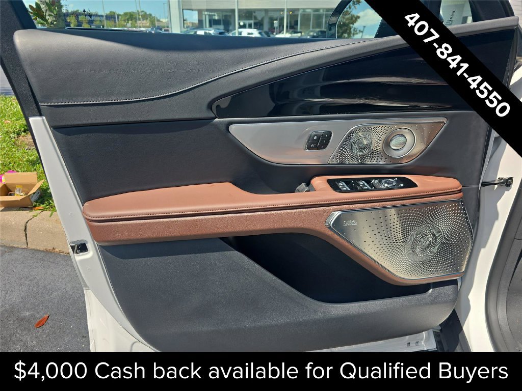 New 2026 Lincoln Nautilus Reserve AWD/4WD image 8