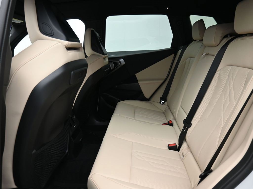 New 2026 BMW X3 xDrive30 w/ Premium Package image 14