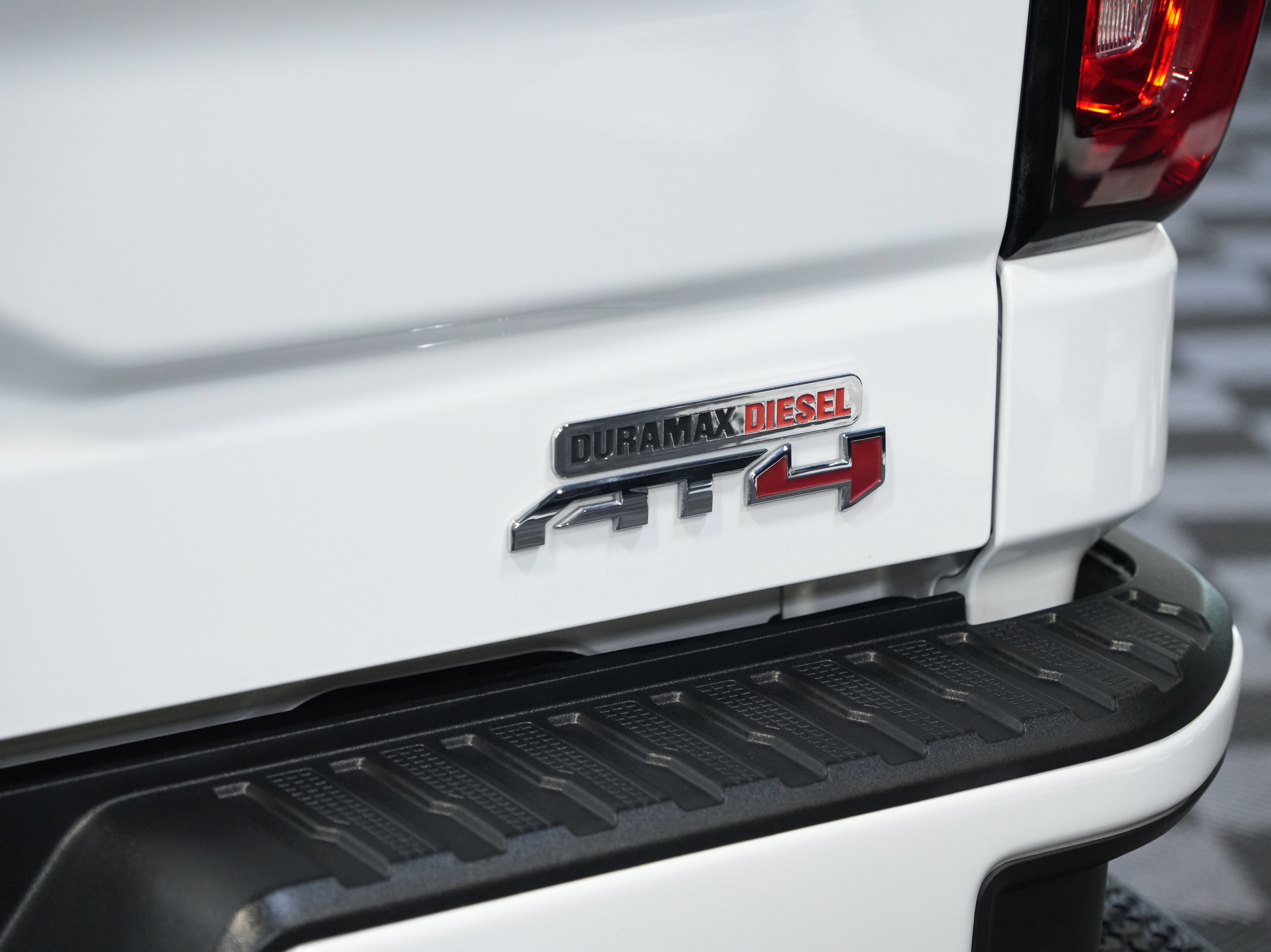 Used 2022 GMC Sierra 1500 AT4 w/ AT4 Premium Package AWD/4WD image 18