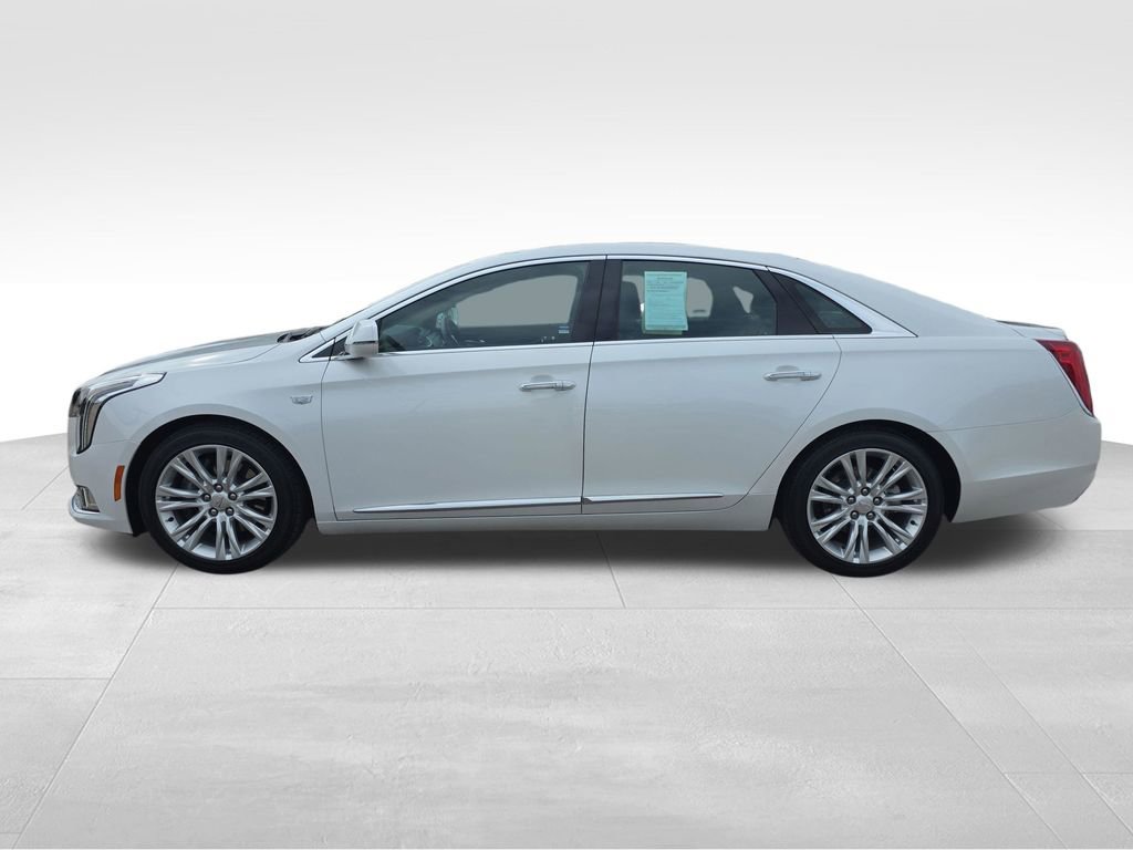 Used 2019 Cadillac XTS Luxury w/ Driver Awareness Package AWD/4WD image 2