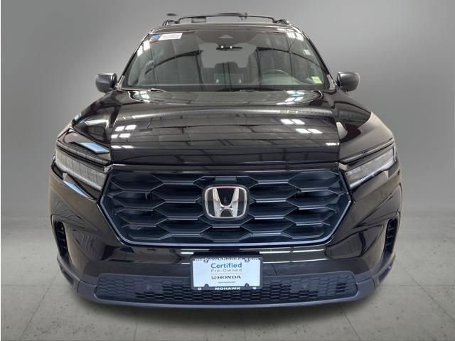 Certified 2025 Honda Pilot Sport image 9