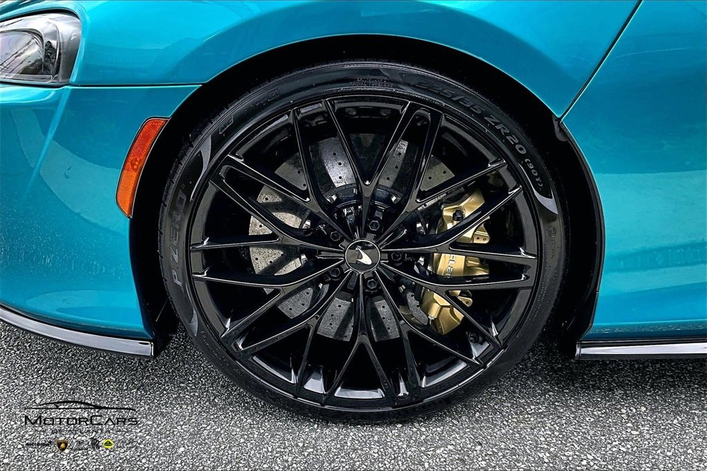 Used 2023 McLaren GT image 9