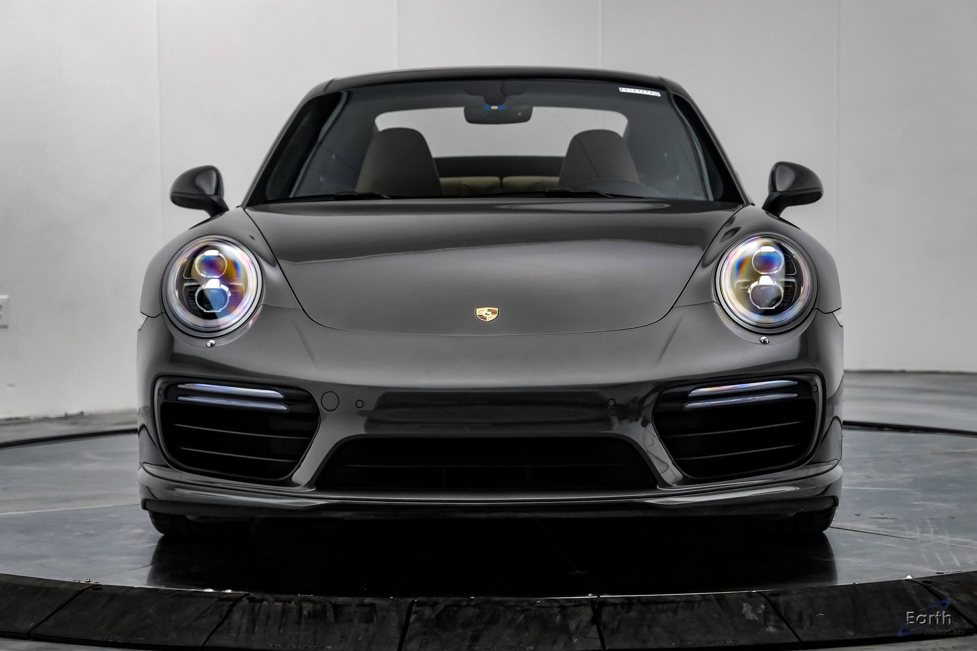 Used 2017 Porsche 911 Turbo image 27