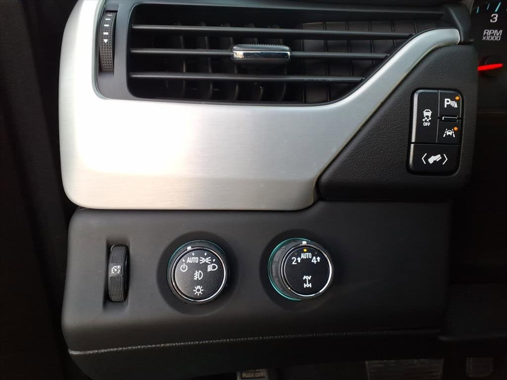 Used 2020 GMC Yukon SLT w/ Open Road Package image 31