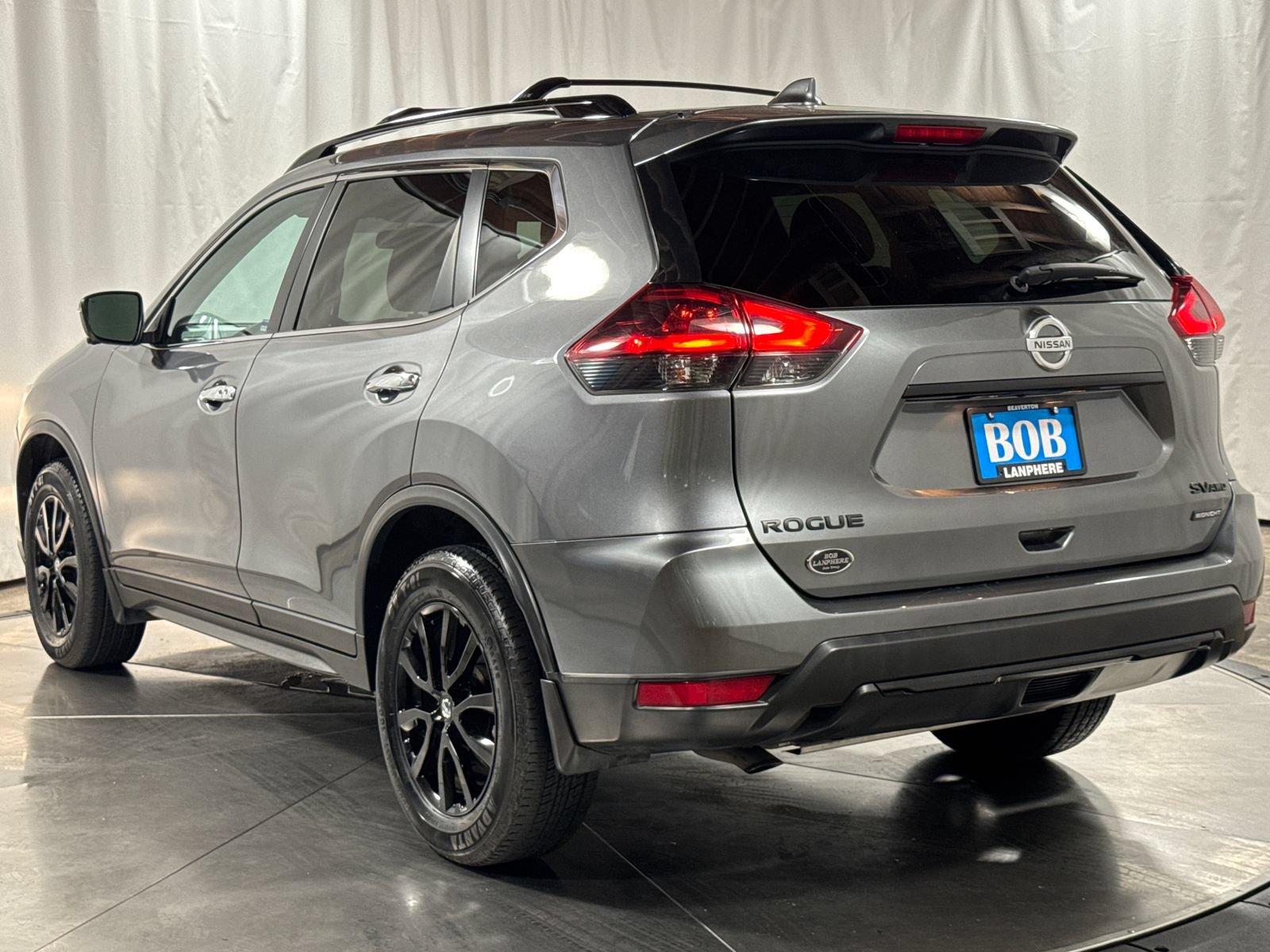 Used 2018 Nissan Rogue SV w/ Premium Package AWD/4WD image 9