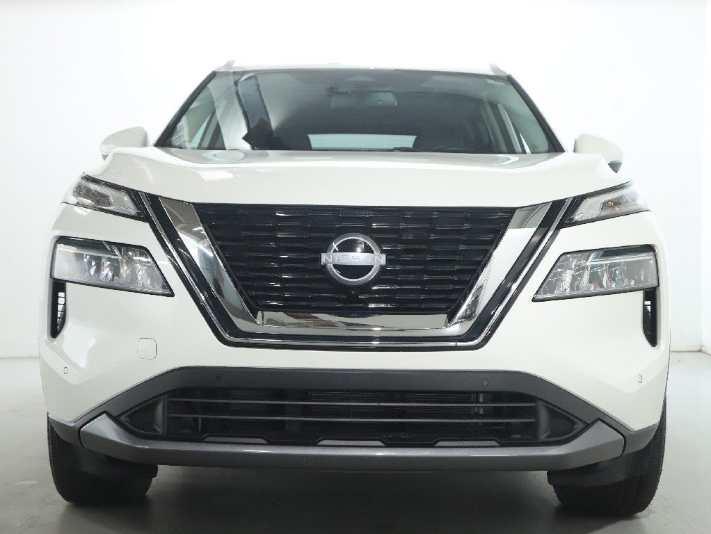 Certified 2023 Nissan Rogue SL w/ SL Premium Package AWD/4WD image 6
