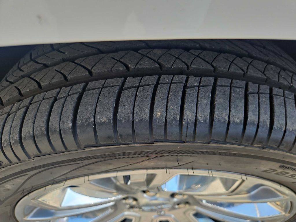 Used 2016 GMC Yukon XL Denali w/ Open Road Package AWD/4WD image 40