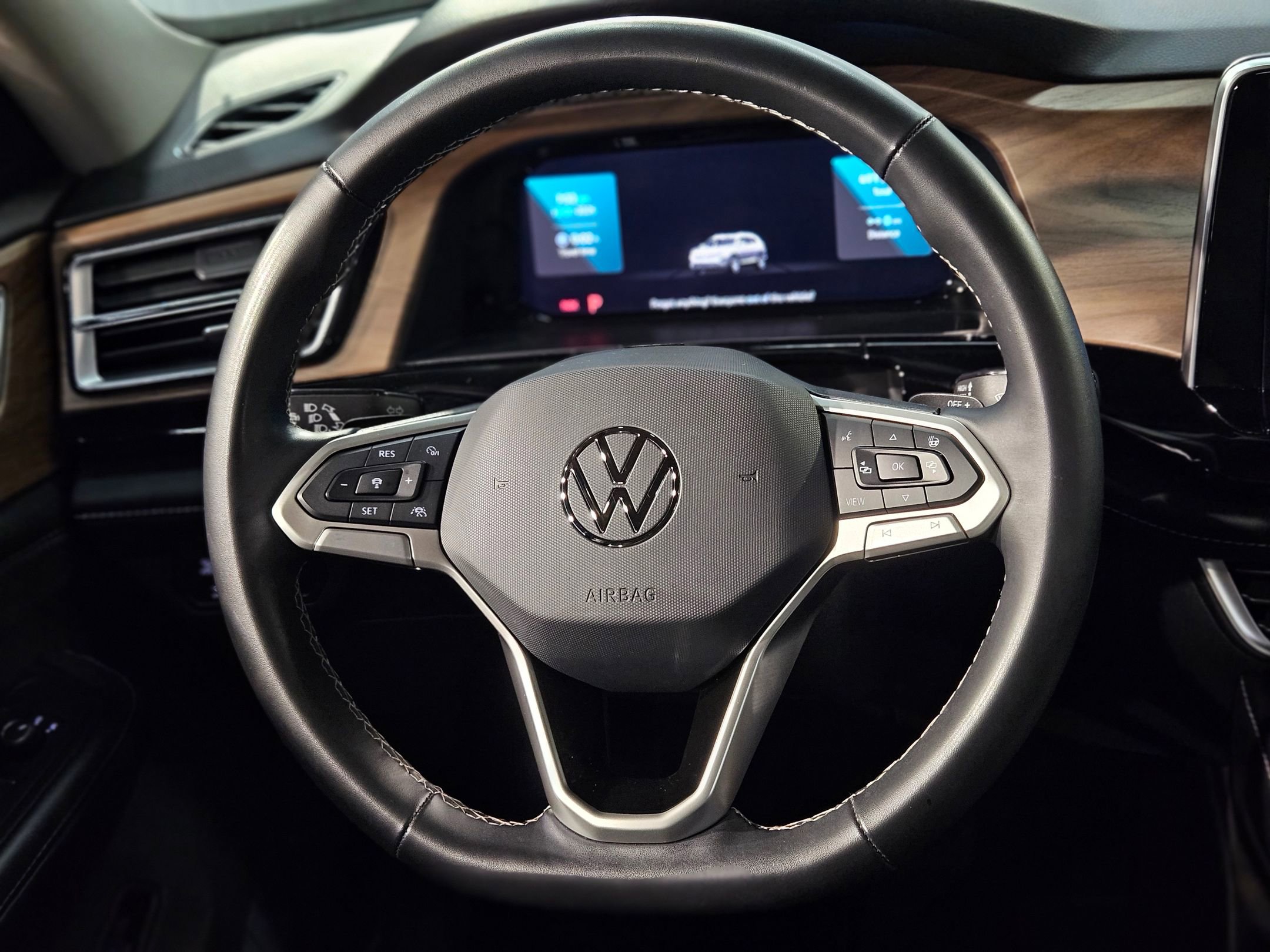 Used 2024 Volkswagen Atlas SE image 26