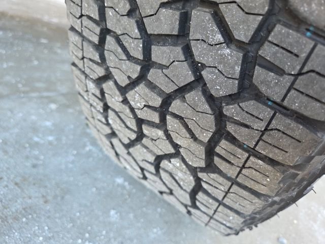 Used 2021 GMC Sierra 2500 AT4 w/ AT4 Premium Plus Package image 87