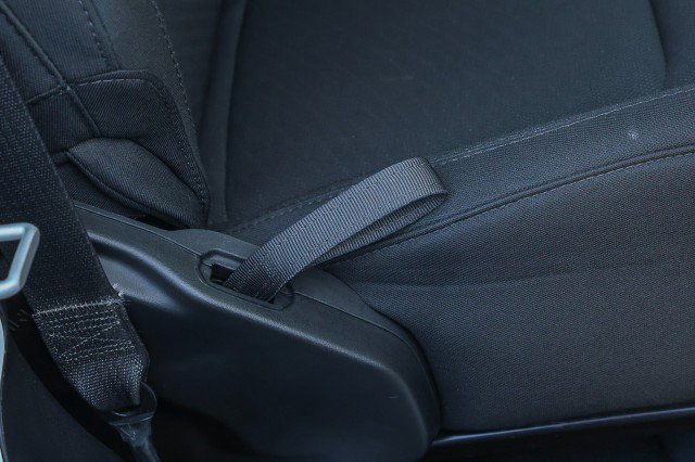 Used 2023 Jeep Wrangler Sport S image 31