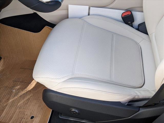 Certified 2026 Mercedes-Benz GLC 300 4MATIC image 4