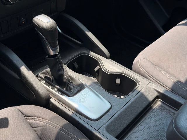 Used 2022 Nissan Frontier SV w/ Technology Package RWD image 19