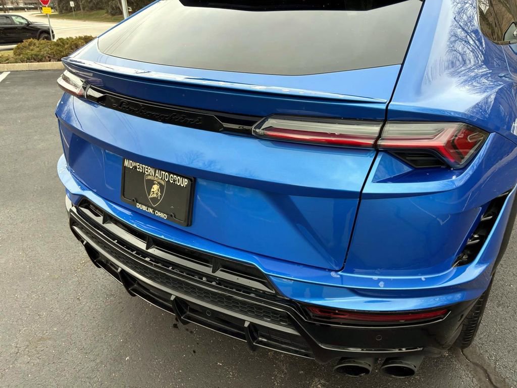 Used 2023 Lamborghini Urus S image 18