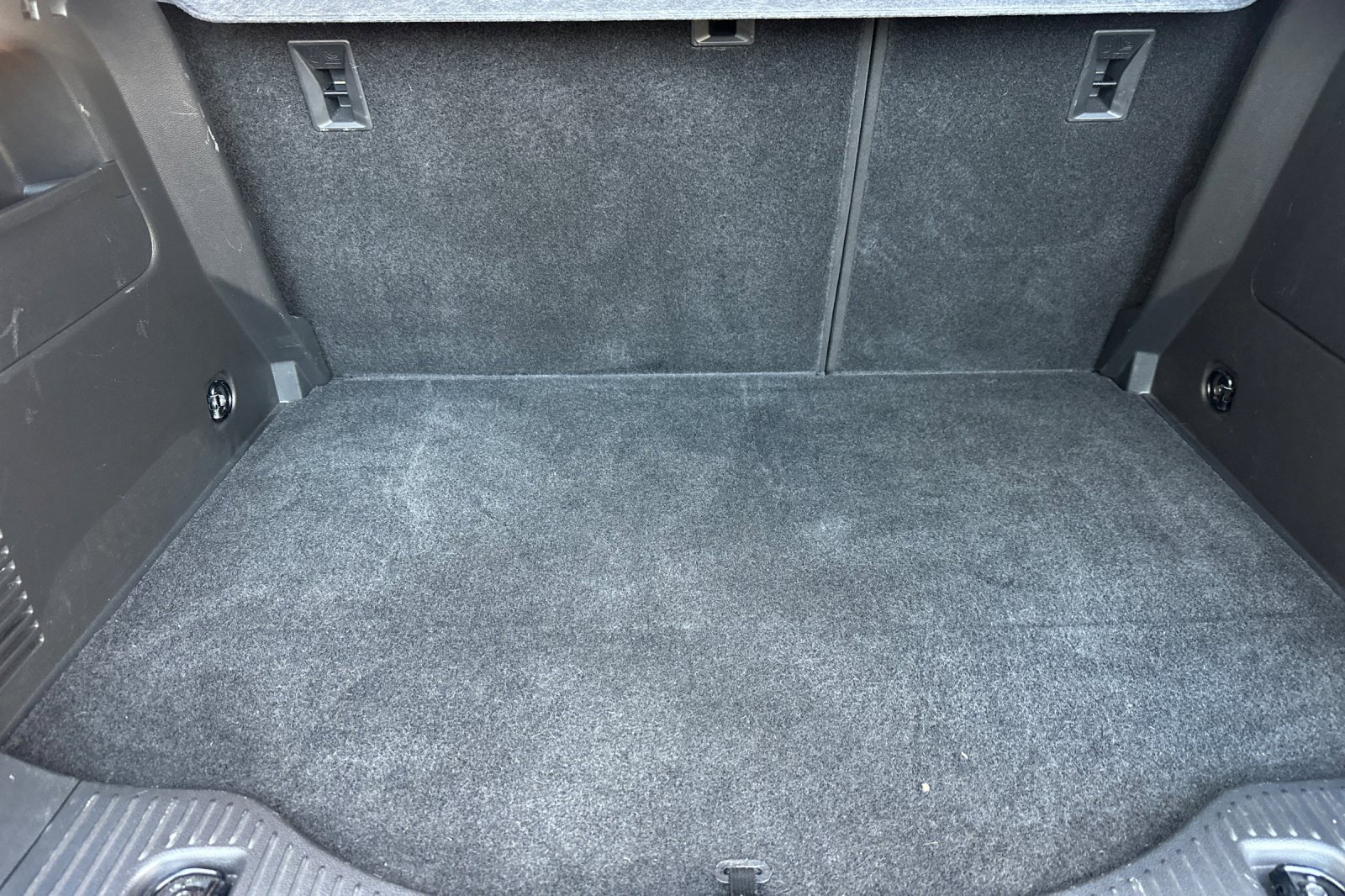 Used 2022 Chevrolet Trax LT w/ LT Convenience Package image 17