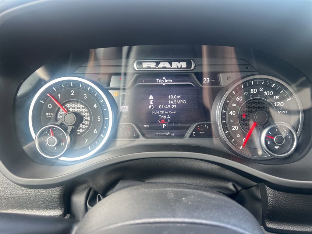 New 2026 RAM 1500 4x4 Crew Cab image 28