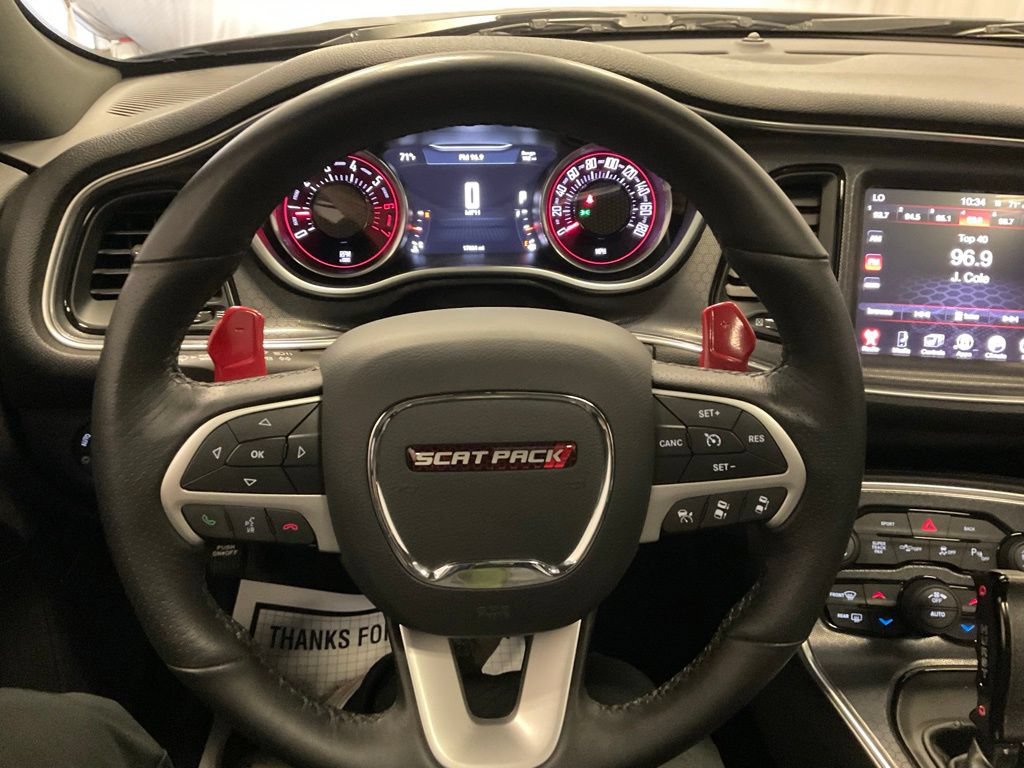 Used 2016 Dodge Challenger R/T Scat Pack w/ Leather Interior Group RWD image 21