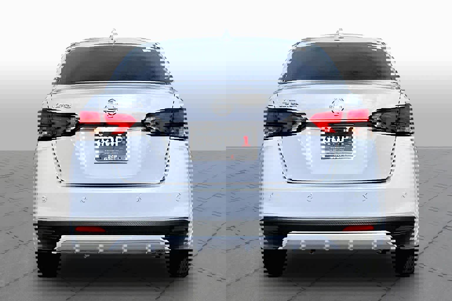 Certified 2025 Nissan Versa SV w/ Trunk Package image 5