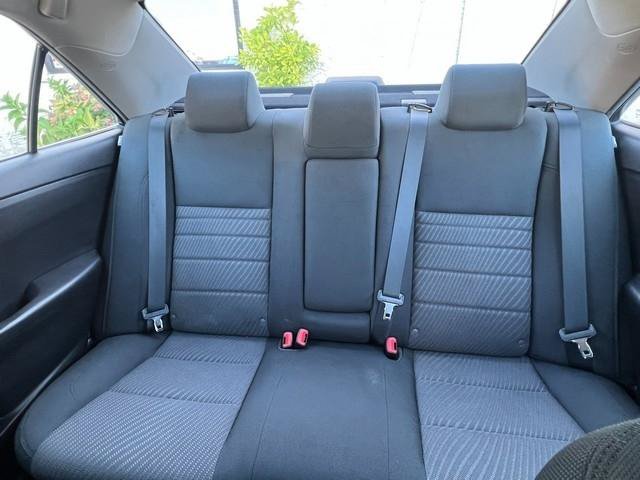 Used 2017 Toyota Camry LE FWD image 18