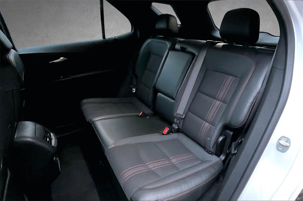 Used 2023 Chevrolet Equinox RS image 21
