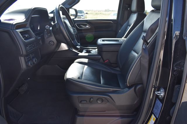 Used 2024 Chevrolet Tahoe Premier AWD/4WD image 14