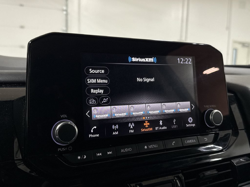 Used 2024 Nissan Pathfinder SV AWD/4WD image 14