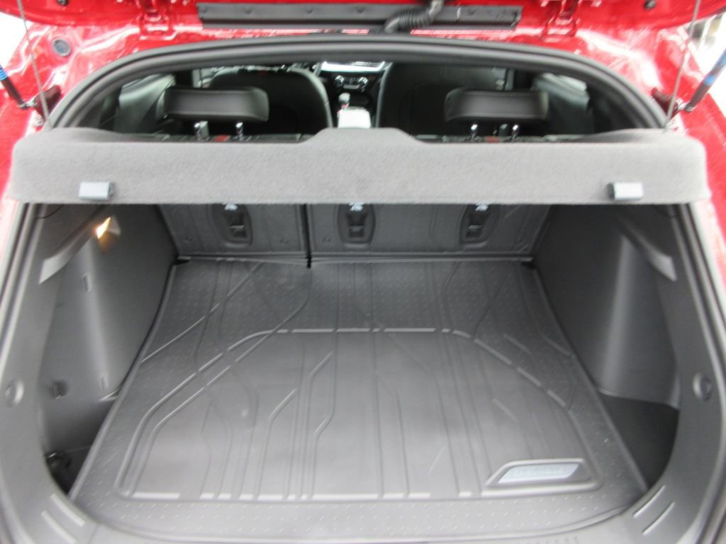 New 2026 Chevrolet Trax RS FWD image 11