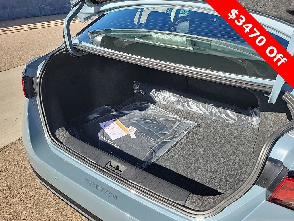 New 2025 Nissan Sentra SR w/ SR Premium Package image 14