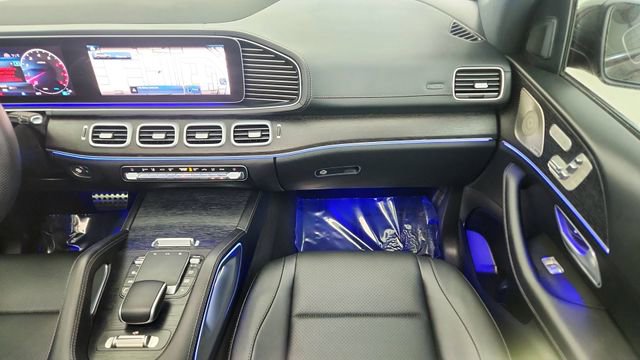 Used 2025 Mercedes-Benz GLS 450 4MATIC image 41