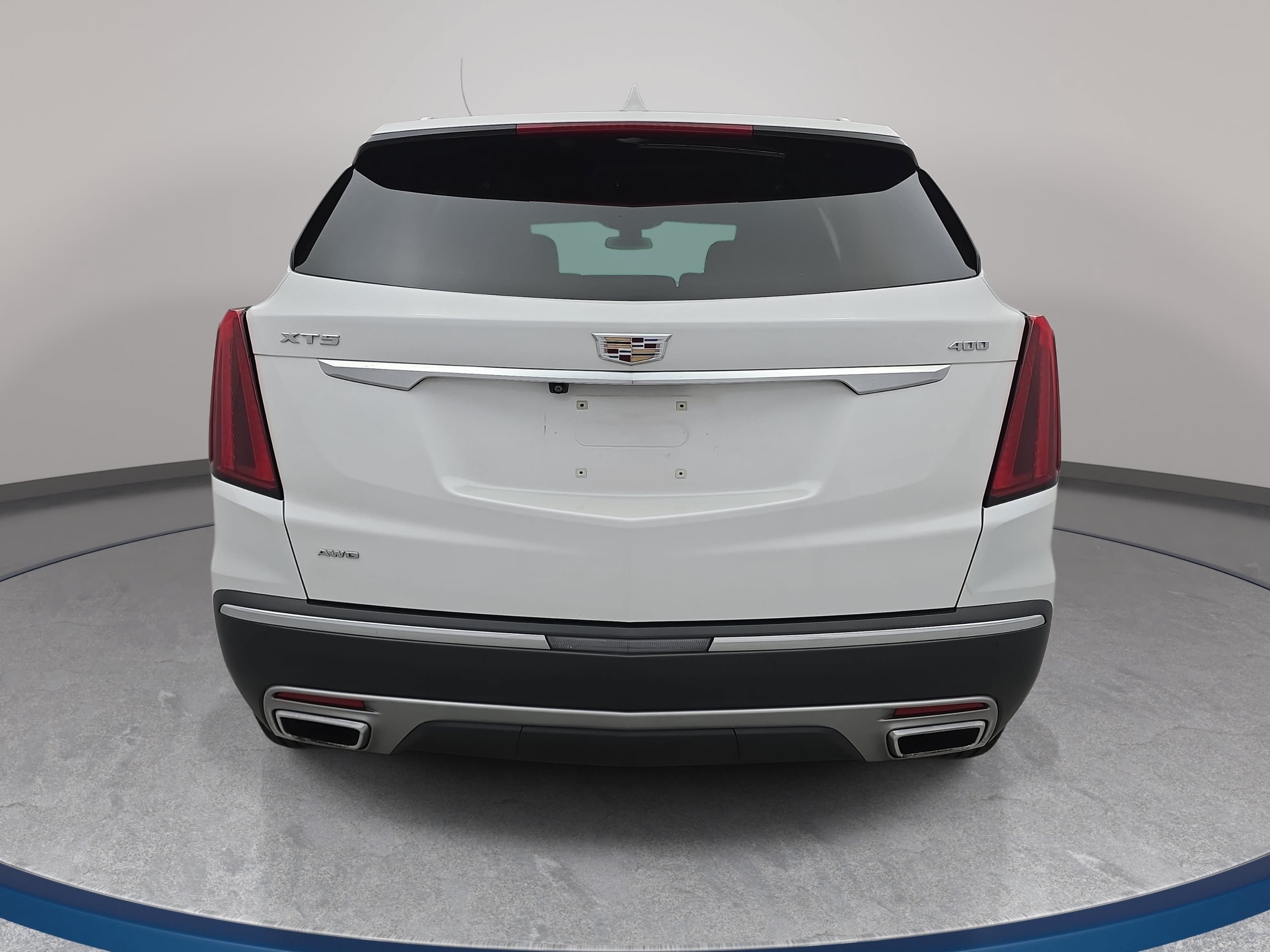 Used 2021 Cadillac XT5 Premium Luxury w/ LPO, Floor Liner Package AWD/4WD image 6