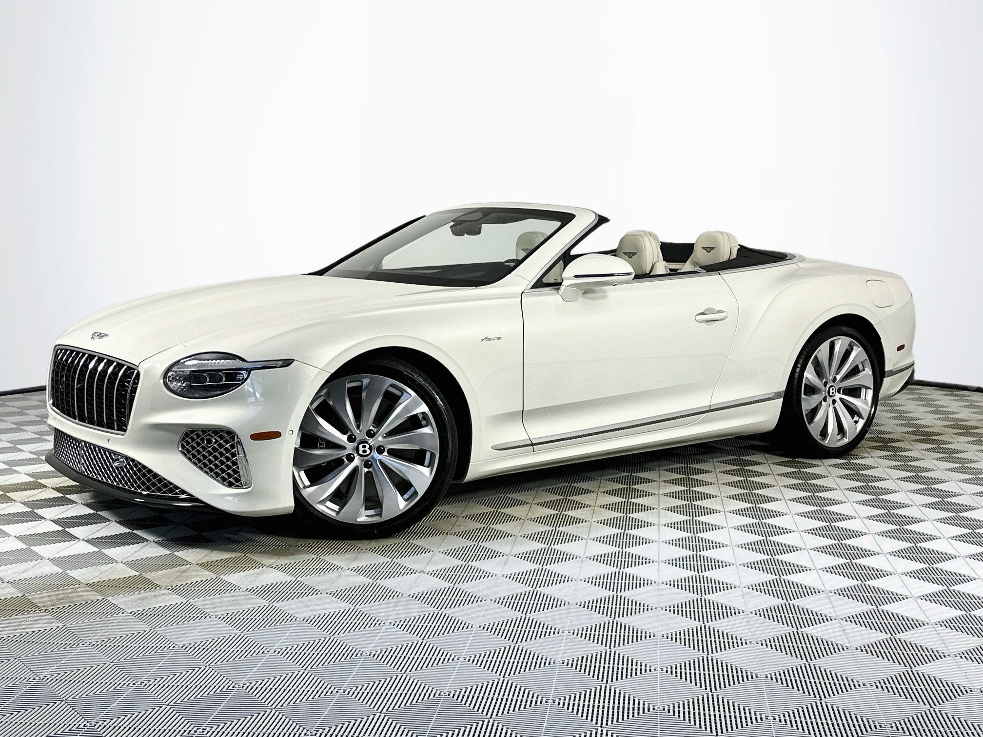 New 2027 Bentley Continental GTC AWD/4WD image 1