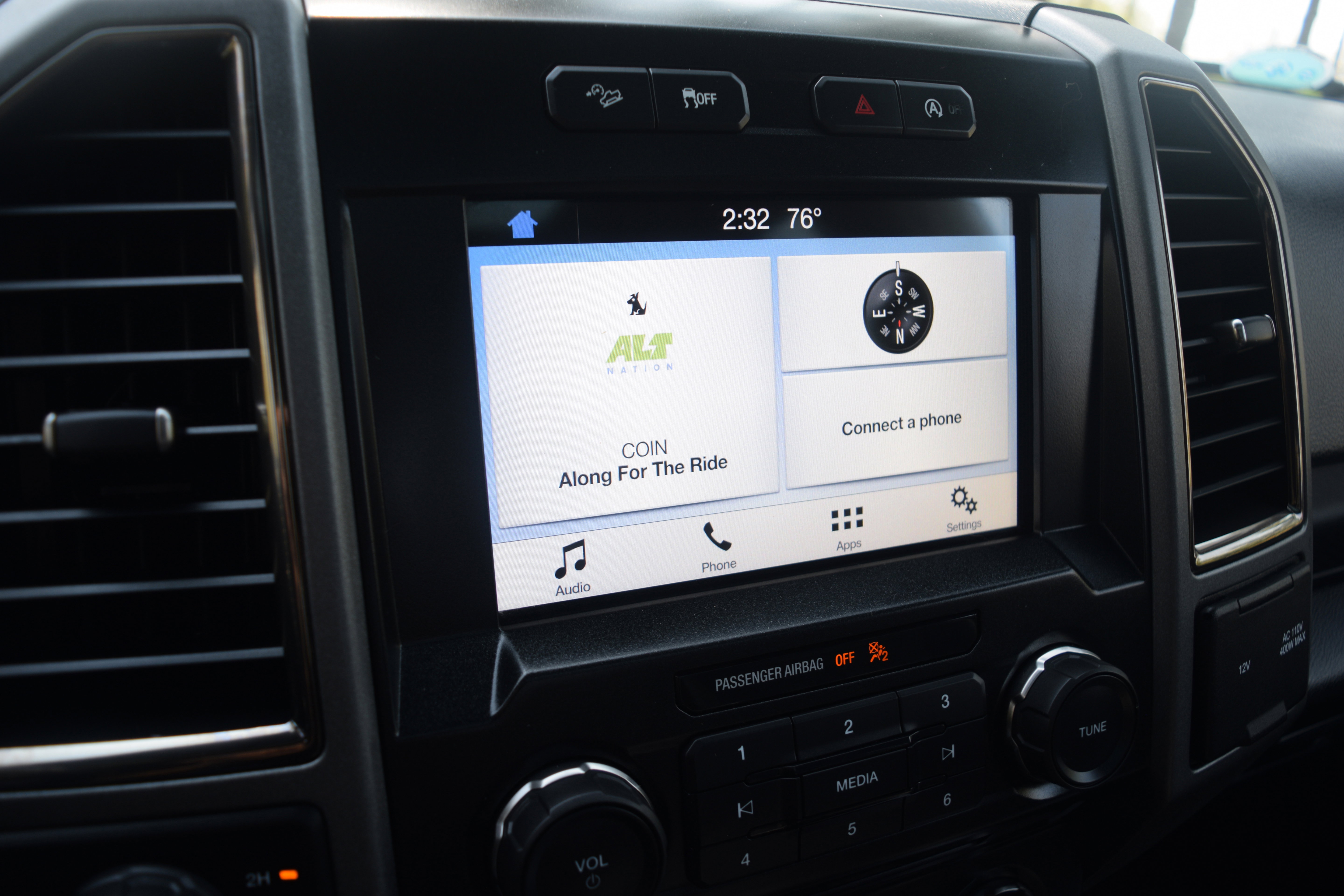 Used 2017 Ford F150 Raptor w/ Equipment Group 801A Mid image 9