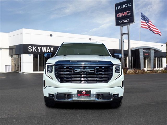Used 2024 GMC Sierra 1500 Denali Ultimate image 2