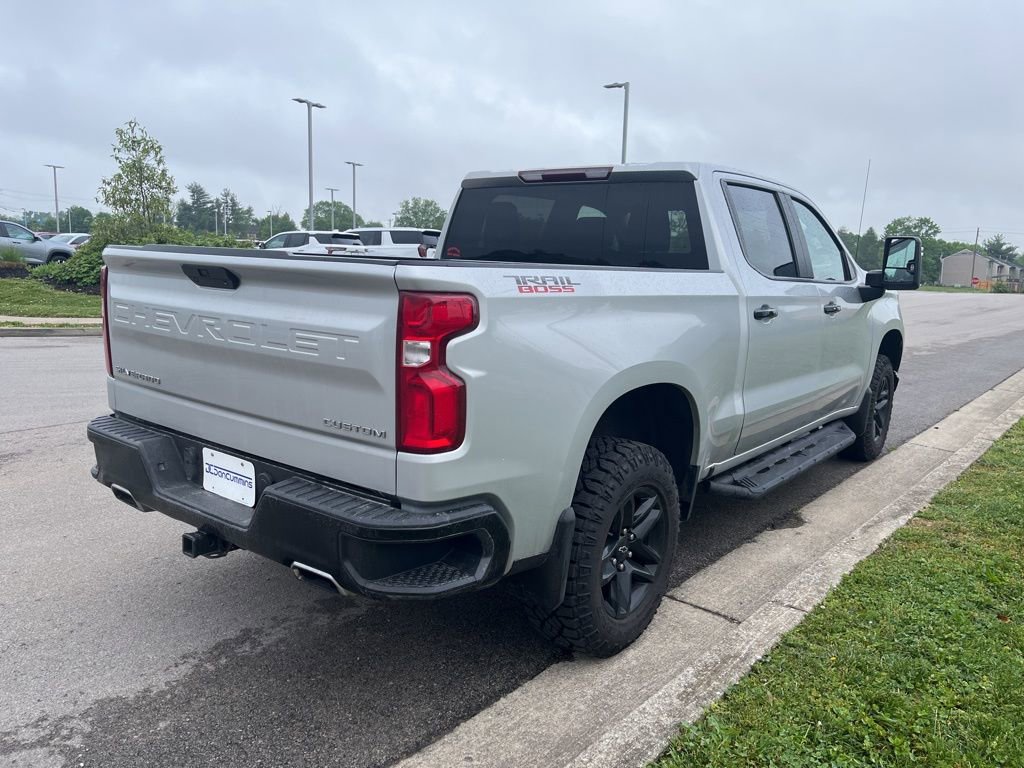 Used 2021 Chevrolet Silverado 1500 LT Trail Boss w/ Bed Protection Package AWD/4WD image 3