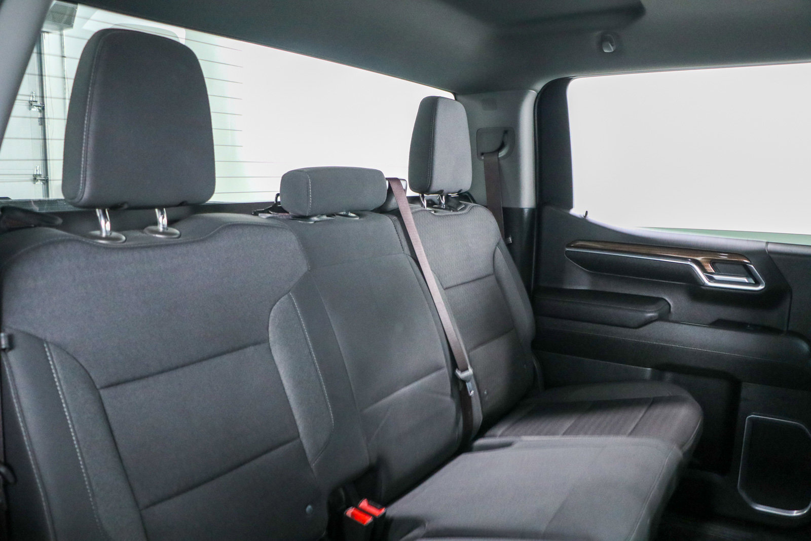 Used 2023 Chevrolet Silverado 1500 LT Trail Boss w/ Protection Package image 30