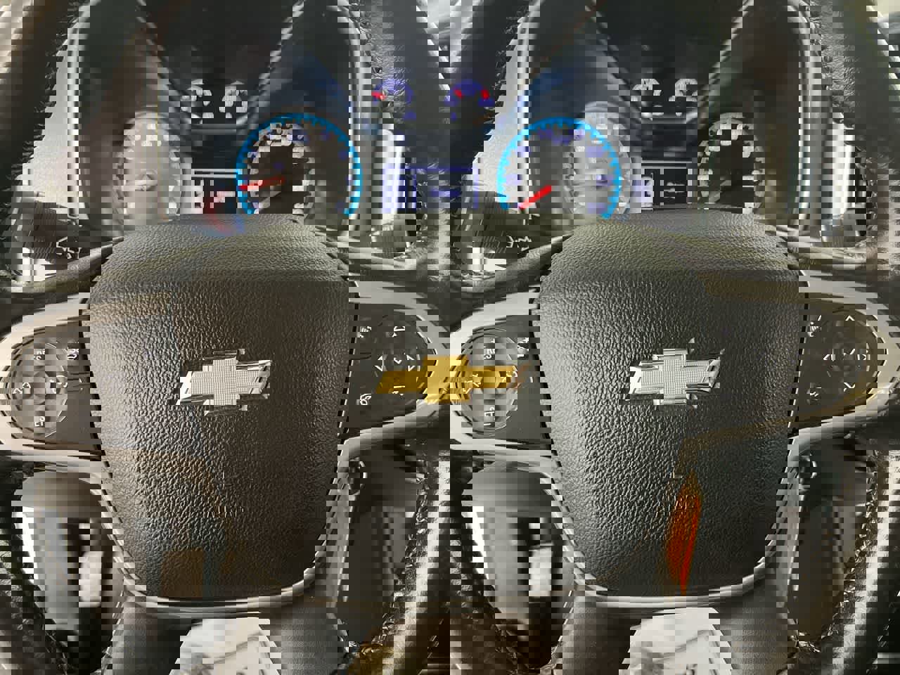 Used 2022 Chevrolet Colorado LT w/ Fleet Safety Package image 15