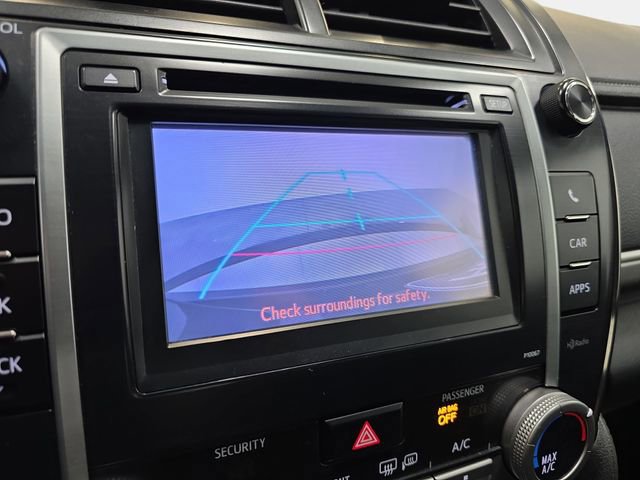 Used 2012 Toyota Camry SE w/ Leather Pkg FWD image 21