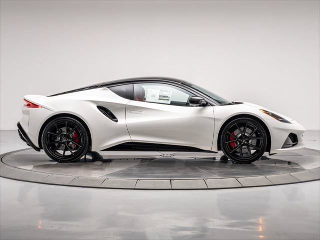 Used 2025 Lotus Emira RWD image 6