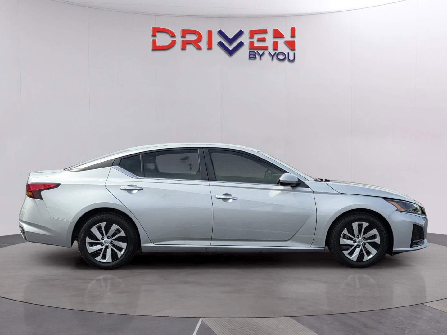 Used 2023 Nissan Altima 2.5 S image 6