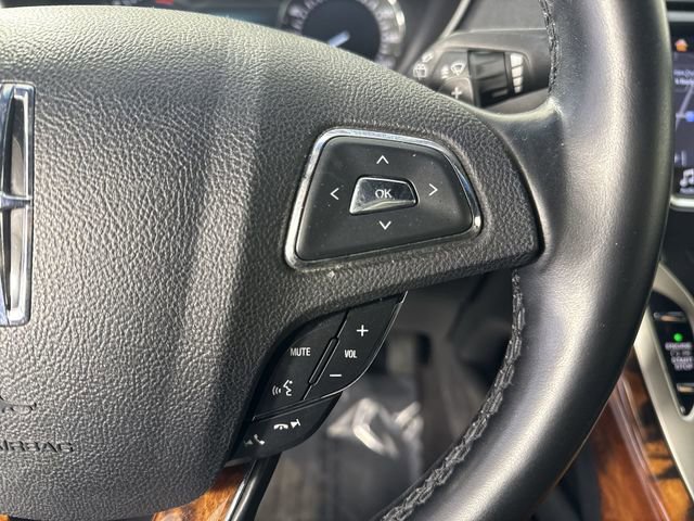 Used 2017 Lincoln MKX Select w/ Select Plus Package image 14