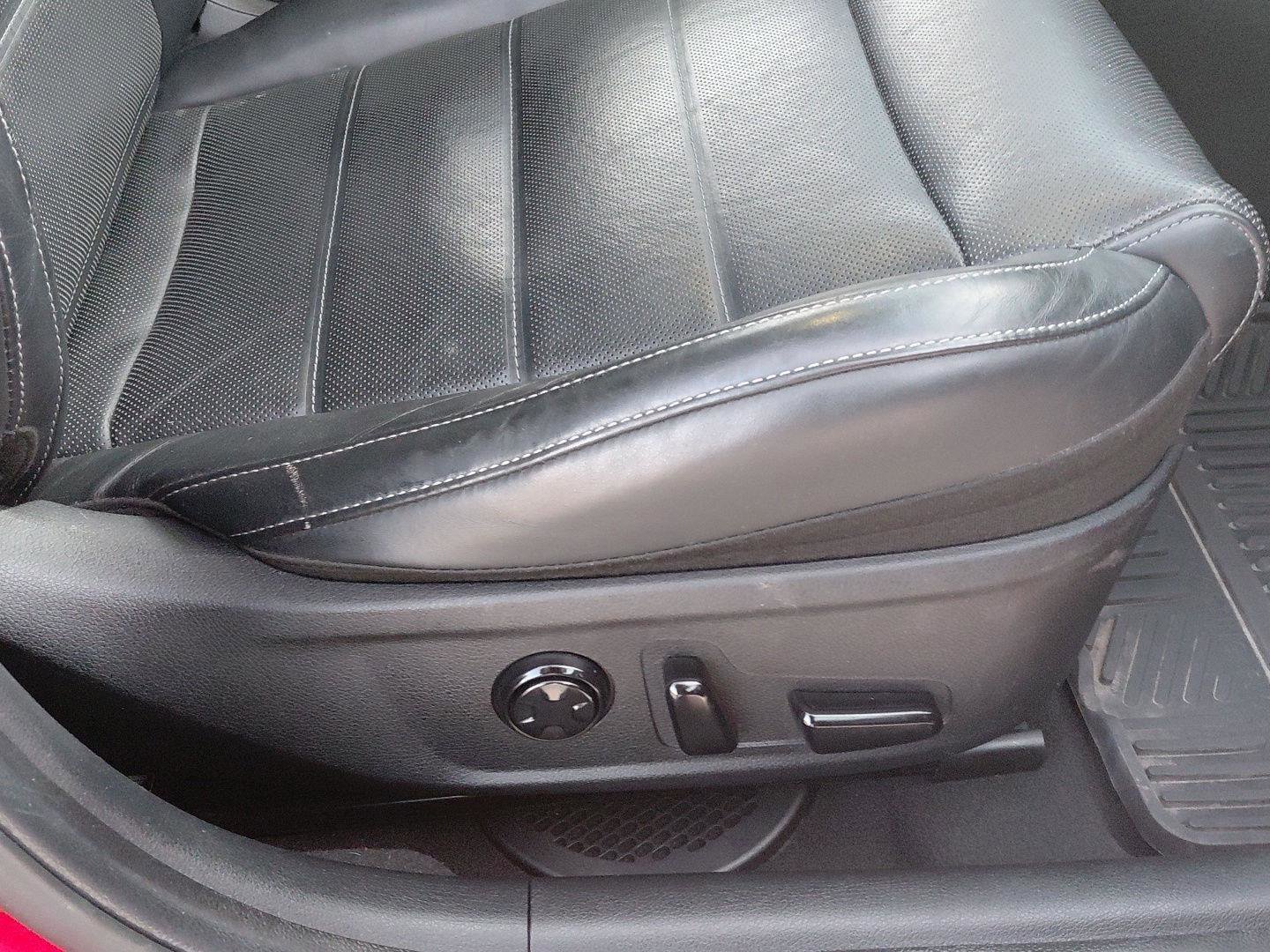 Used 2018 Kia Stinger GT2 image 13