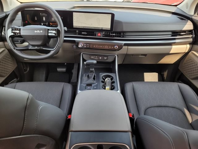 New 2027 Kia Carnival FWD image 14