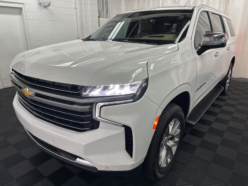 Used 2021 Chevrolet Suburban Premier w/ Premium Package AWD/4WD image 5