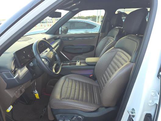 Certified 2025 Kia EV9 Land image 10