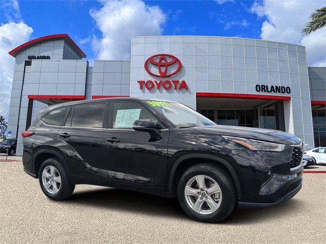Certified 2023 Toyota Highlander LE