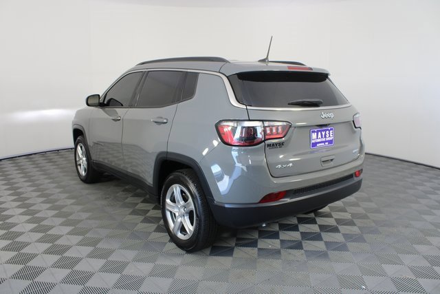 Used 2023 Jeep Compass Latitude image 21