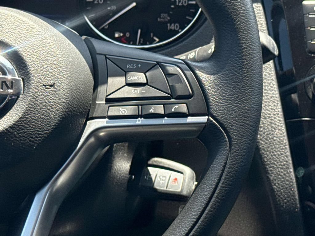 Used 2021 Nissan Rogue Sport S FWD image 16