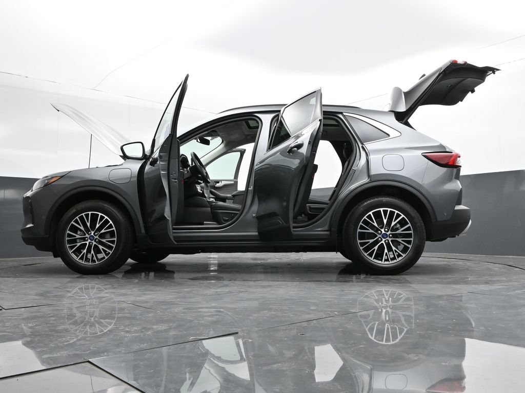 New 2024 Ford Escape SE w/ PHEV Premium Package FWD image 21