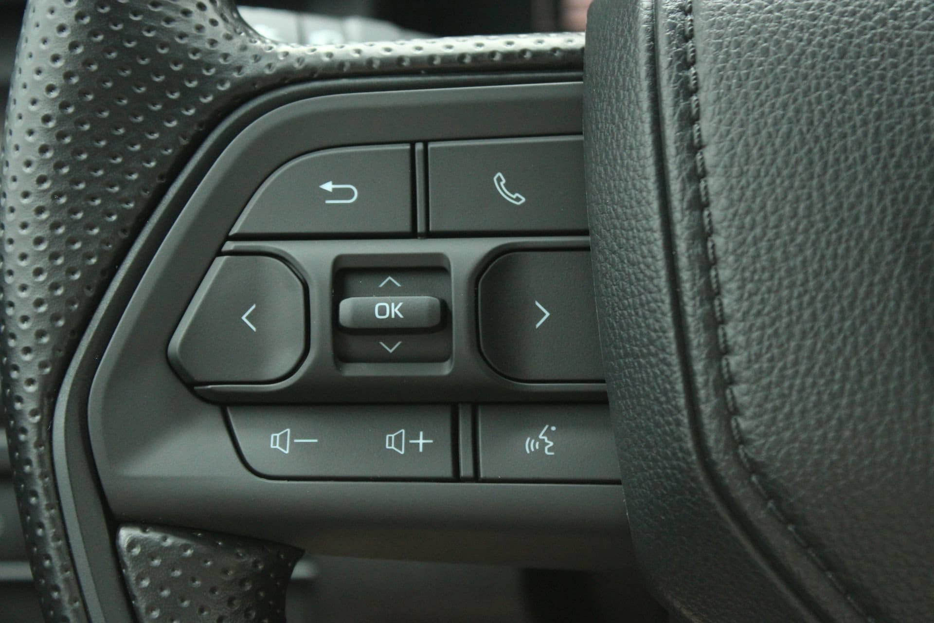 New 2026 Toyota Tacoma SR5 RWD image 30